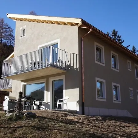 Chesa Clavadels * Pontresina